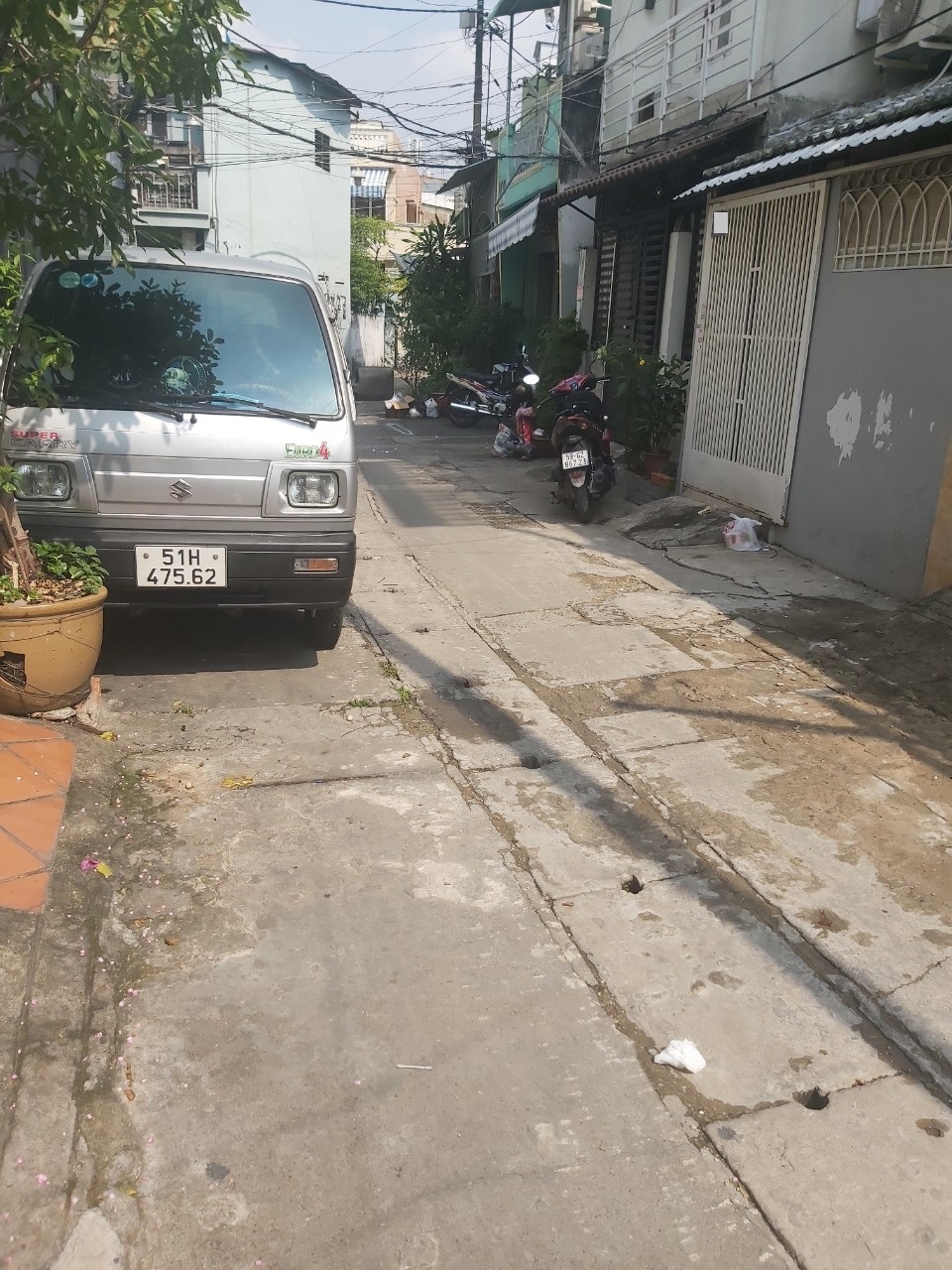 Bán nhà Nguyễn Văn Công, lô góc 60m2 HXH, chỉ 5 ty