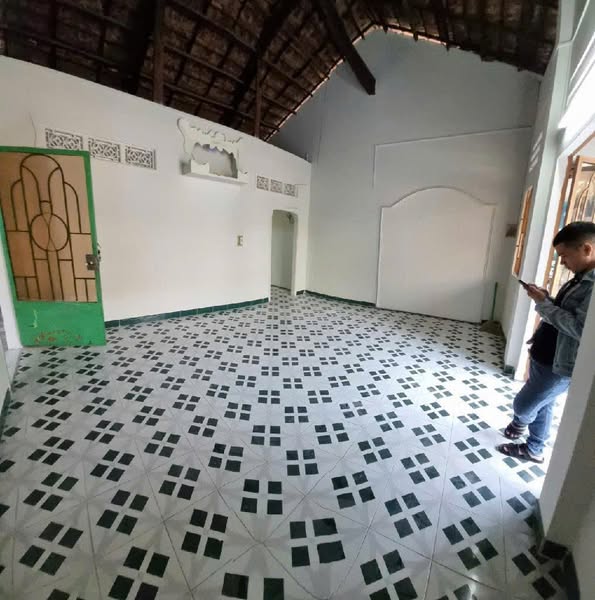 GẤP BÁN NHÀ QUẬN 9