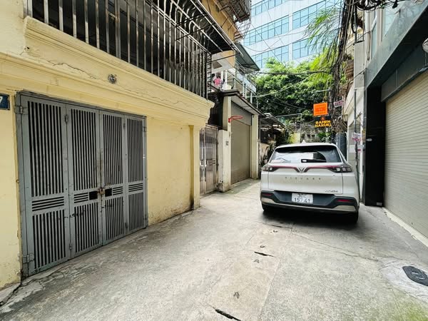 BA ĐÌNH – KIM MÃ: 33M² NHÀ ĐẸP 5 TẦNG FULL NỘI THẤT